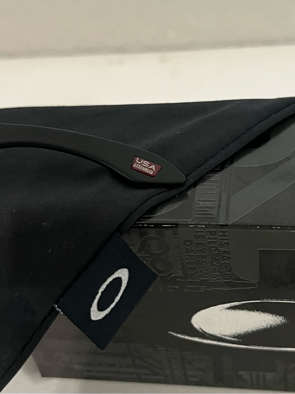 Oakley Holbrook Polarized Ruby Iridium 9102 - Picture 8 of 9